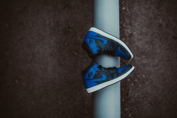 Giày Nike Air Jordan 1 Mid 'Obsidian Game Royal' 554724-412 - Ảnh 4