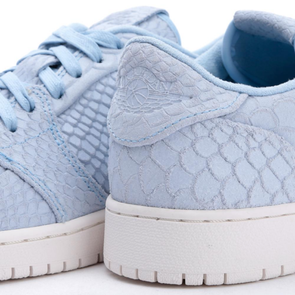 Giày Nike Air Jordan 1 Retro Low NS GS 'Ice Blue' 923624-441 - Ảnh 4