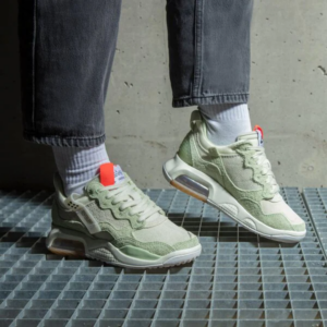 Alternative view of Giày Nike Jordan MA2 GS 'Honeydew' CW6594-300