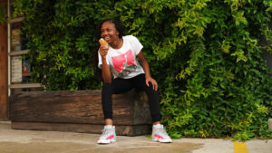 Alternative view of Giày Nike Air Jordan 12 Retro GS Racer Pink 510815-060