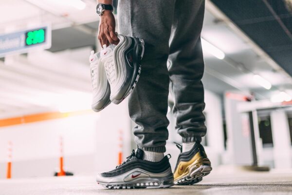 Giày Nike Air Max 97 QS B Sides 'Metallic Gold' AT5458-002 - Ảnh 4