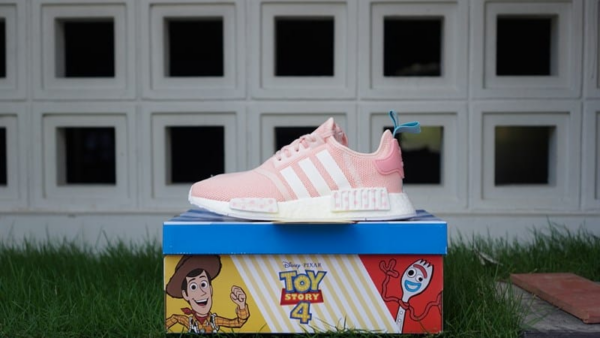 Giày Adidas Toy Story 4 x NMD R1 Kids 'Bo Peep'  EG7316 - Ảnh 2