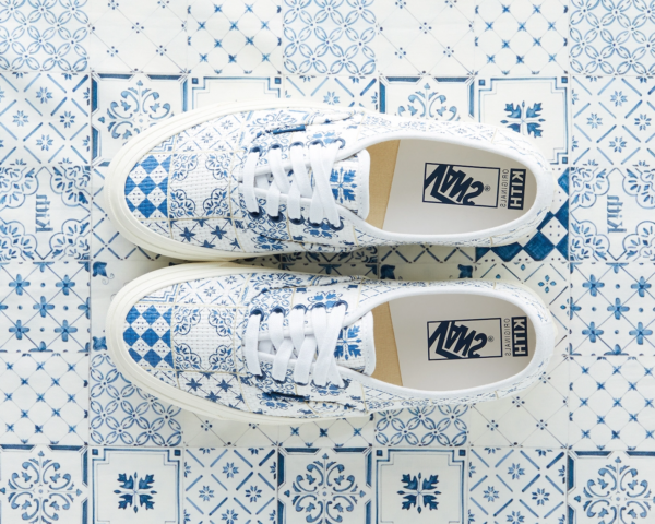 Giày Vans OG Authentic LX Kith 'Azulejo Tile' VN0A4BV9WHT - Ảnh 2