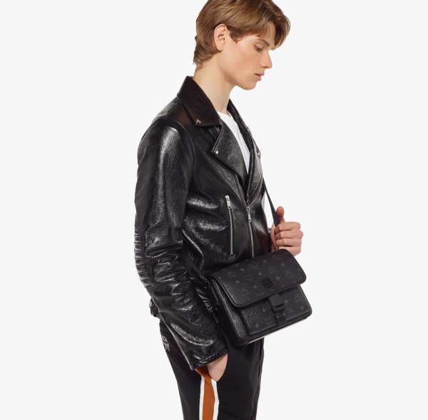 Túi MCM Klassik Messenger in Visetos 'Black' MMMCAKK01BK001 - Ảnh 2