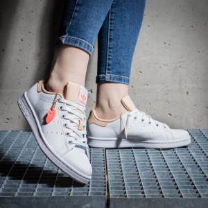 Giay Adidas Stan Smith 'White Halo Blush' GW0571
