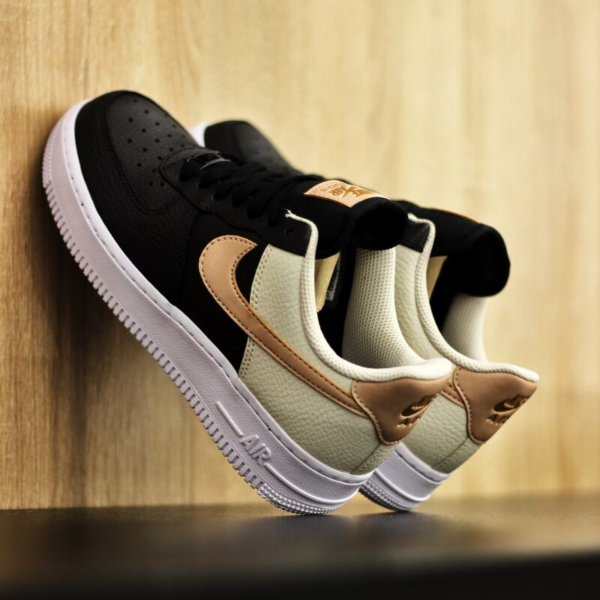 Giày Nike Air Force 1 '07 Wmns 'Black Metallic Red Bronze' CU5311-001 - Ảnh 2