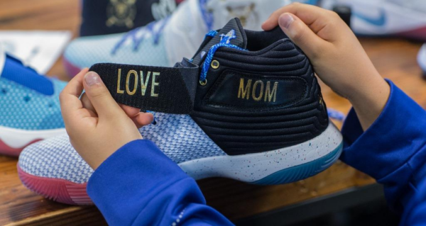 Giày Nike Kyrie 2 'Doernbecher'  898641-001 - Ảnh 6