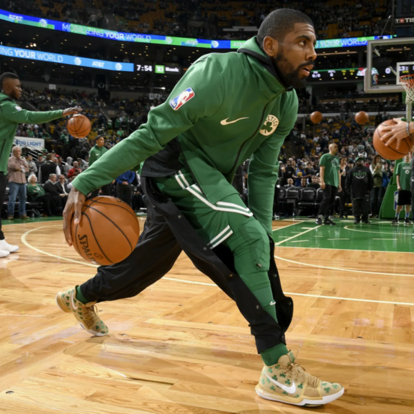 Giày Nike Kyrie 3 'Luck' PE AR4566-700 - Ảnh 5