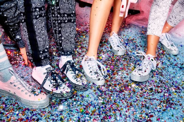 Giày Converse Chuck Taylor All-Star Lift Low x Miley Cyrus 562236C - Ảnh 4
