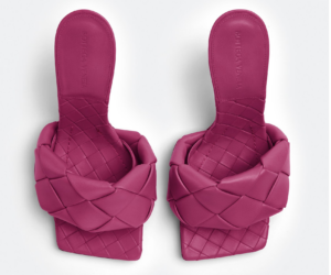 Alternative view of Giày Cao Gót Bottega Veneta Lido Mule 'Hollyhock' 608854VBSS05148