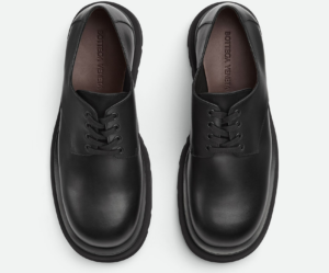 Giay Bottega Veneta Lug Lace-Up Shoe 'Black' 730223VBS501000