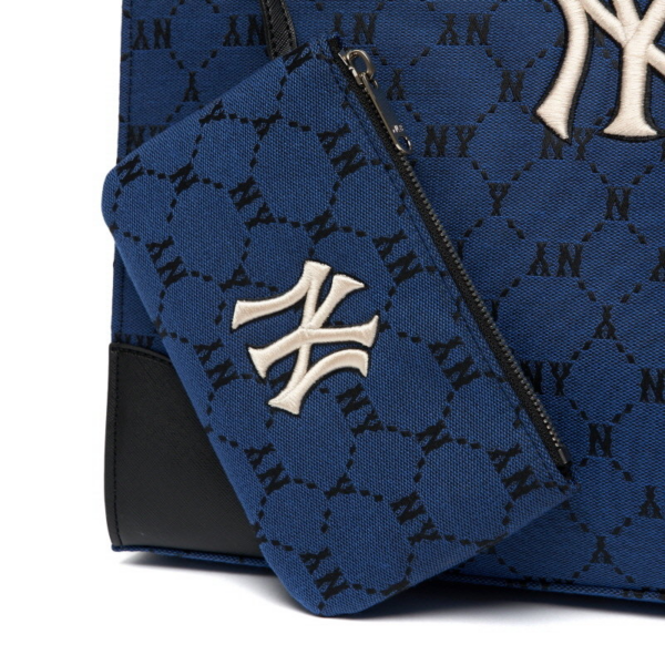 Túi MLB Monogram Diamond Jacquard NY Yankees 3AORL021N-50BLD - Ảnh 4