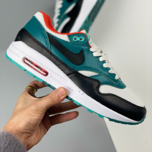 Giay Nike LeBron x Liverpool F.C. x Air Max 1 'Third Kit' FB8914-100