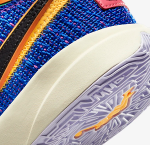 Giay Nike LeBron 20 GS 'Racer Blue' DQ8651-401