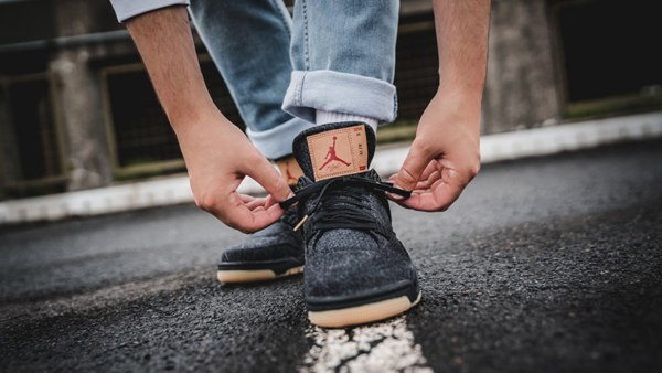 Giày Nike Levi's x Air Jordan 4 Retro 'Black Denim' AO2571-001 - Ảnh 4