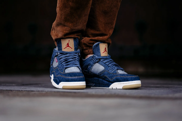 Giày Nike Air Jordan Levi's x Air Jordan 4 Retro 'Denim' AO2571-401 - Ảnh 4
