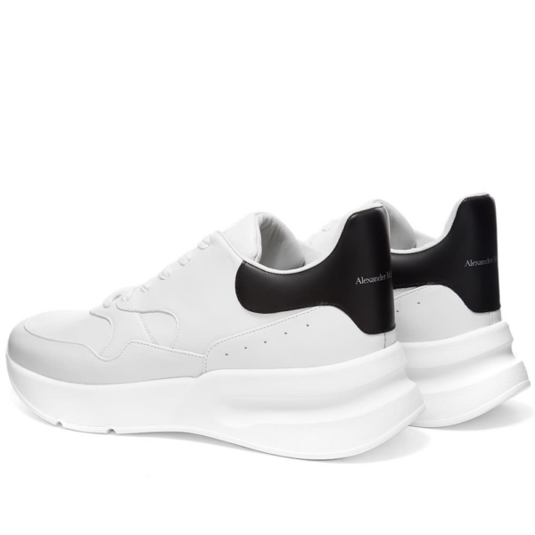 Giày Alexander McQueen Oversized Runner 'White Black' 575425-WHRU3-9034 - Ảnh 3
