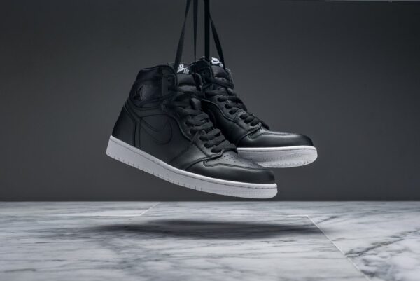 Giày Nike Air Jordan 1 Retro High OG 'Cyber Monday' 575441-006 - Ảnh 4