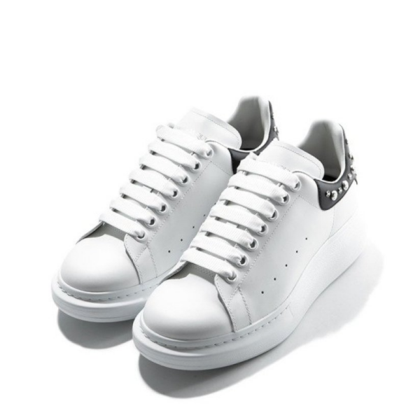 Giày Alexander McQueen Studded Oversized 'Black White' 553776-WHGP5-9061 - Ảnh 2