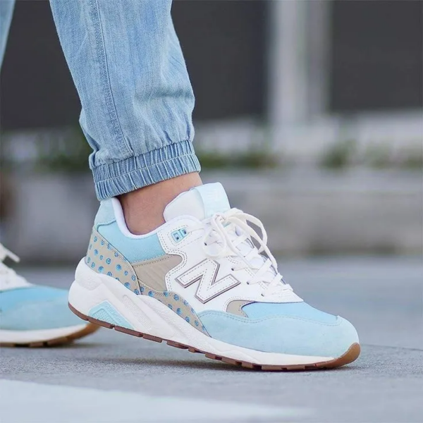 Giày New Balance Wmns 580 'Baby Blue Floral' WRT580KB - Ảnh 3