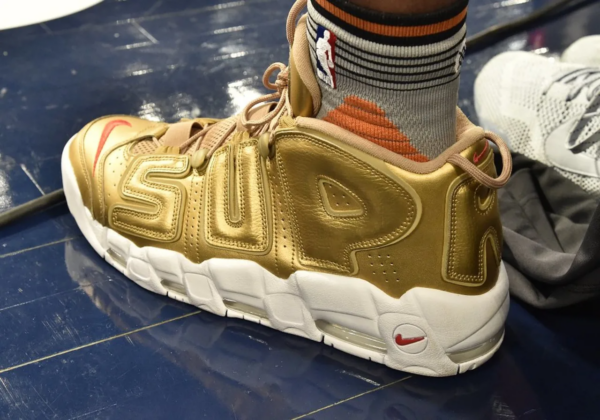 Giày Nike Supreme x Air More Uptempo 'Metallic Gold' 902290-700 - Ảnh 5