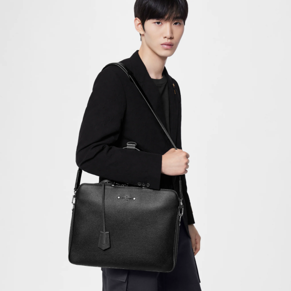 Tui Louis Vuitton Armand Briefcase 'Black' M54381