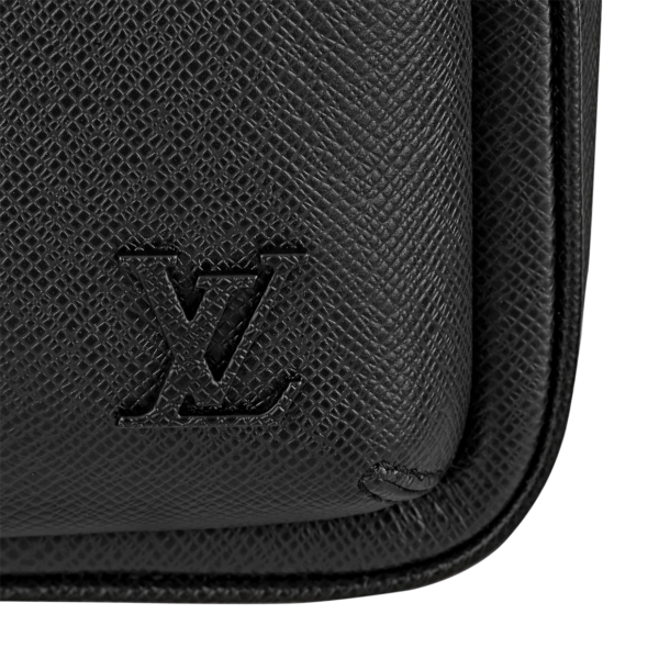 Tui Louis Vuitton Avenue Slingbag 'Black' M30863
