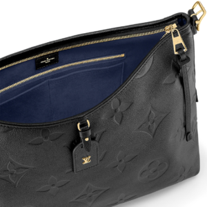 Tui Louis Vuitton CarryAll MM Bag 'Black' M46289