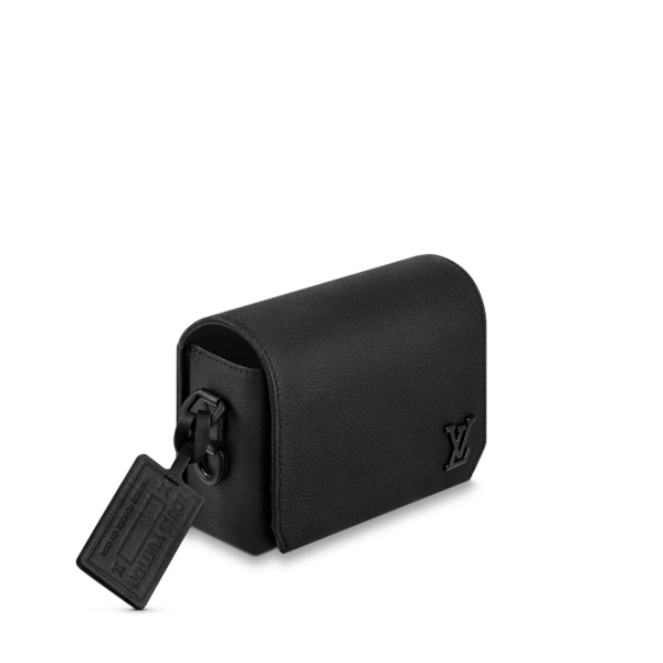 Vi Louis Vuitton Fastline Wearable Wallet 'Black' M82085