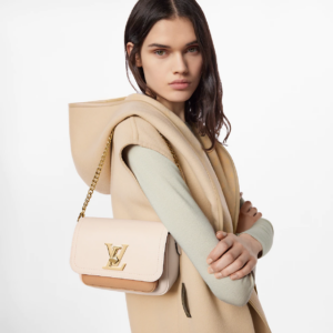 Tui Louis Vuitton LockMe Tender Bag 'White' M59733