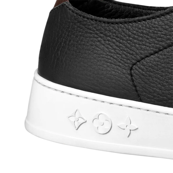 Giay Louis Vuitton Resort Trainers "Black" 1AA621