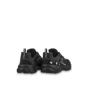 Giay Louis Vuitton Runner Tatic Trainers "Black" 1A9UNT