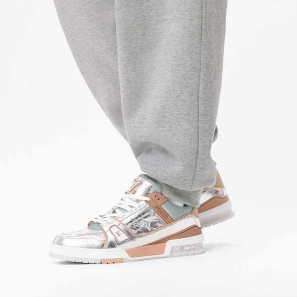 Giày Louis Vuitton LV Trainers 'Metallic Beige' 1A996D - Ảnh 2