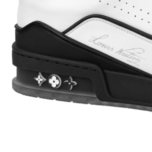 Giay Louis Vuitton Trainers "Black White" 1A9ADA