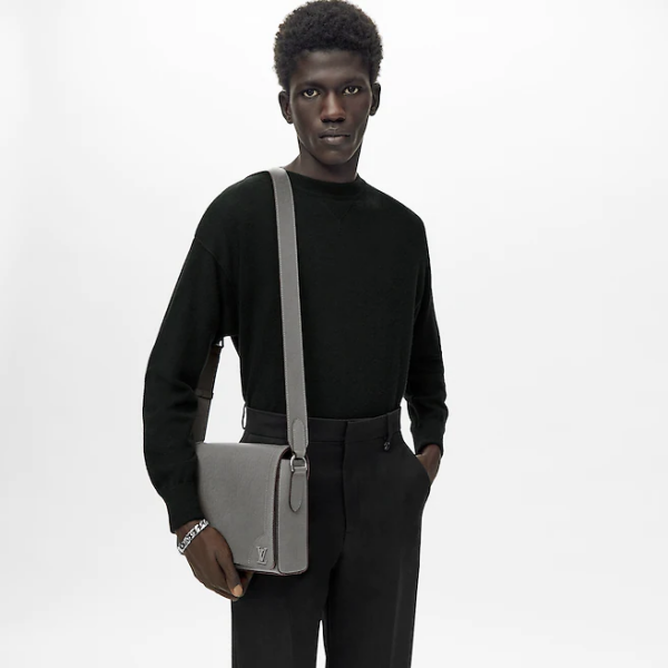 Túi Louis Vuitton New Flap Messenger M30808 - Ảnh 7