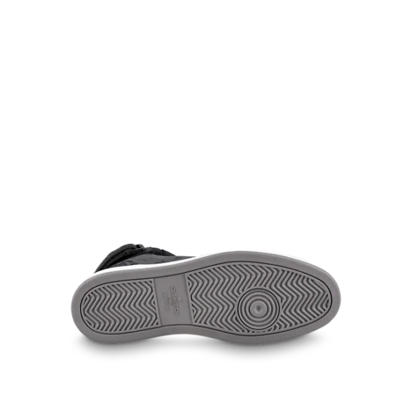 Giay Louis Vuitton Rivoli Trainer Boot "Black Grey" 1A8EAN