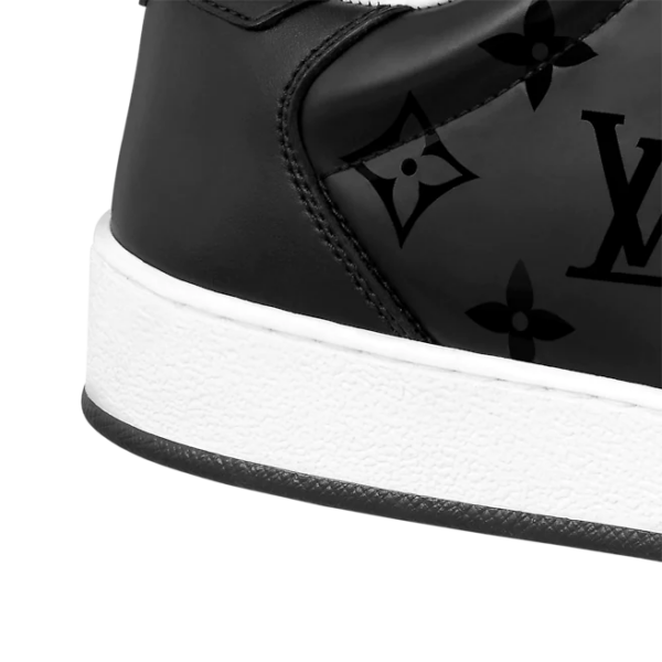 Giay Louis Vuitton Rivoli Trainer "Black" 1A9FGX