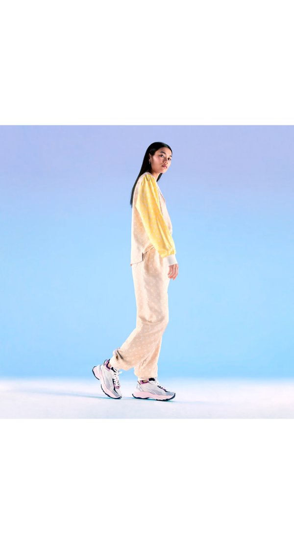Giày Louis Vuitton Run 55 Trainers 'White Pink' 1AA16K - Ảnh 2