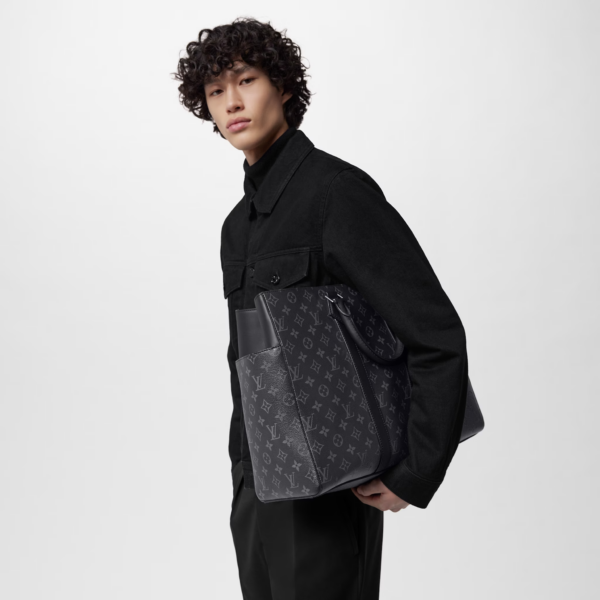 Tui Louis Vuitton Sac Plat 24H Tote Bag 'Black' M46451