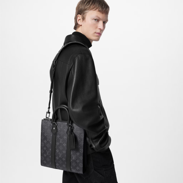Tui Louis Vuitton Sac Plat Cross Bag 'Black' M46456