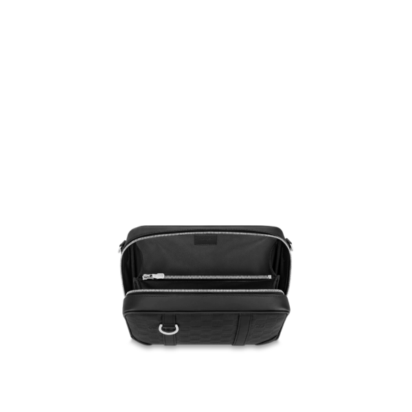 Tui Louis Vuitton Sirius Messenger 'Black' N45286