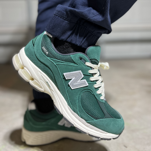 Giày New Balance 2002R 'Nightwatch Green' M2002RHB - Ảnh 2