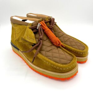 Giay Clarks x Moncler Monwallabee 'Oak Yellow' 261-71478