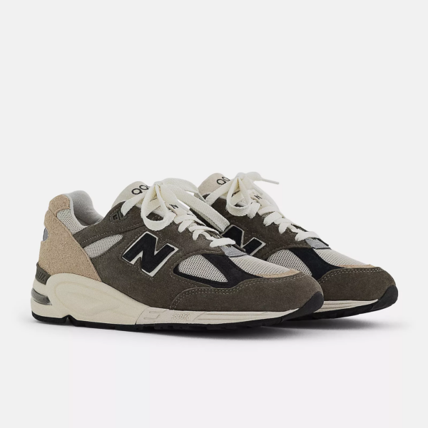 Giay New Balance Teddy Santis x 990v2 Made in USA 'Grey' M990GB2