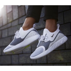 Alternative view of Giày Nike Wmns Lunarcharge Essential 'White Black'  923620 100