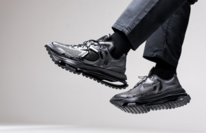 Alternative view of Giày Nike Matthew M. Williams x Zoom 004 'Triple Black' DC7442-001