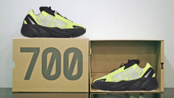 Giày Adidas Yeezy Boost 700 MNVN Phosphor FY3727 - Ảnh 4