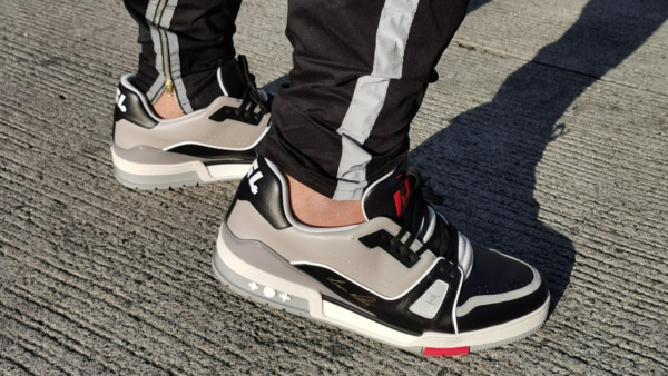 Giày Louis Vuitton Trainer Low 'Black Grey' 1A54H5 - Ảnh 2