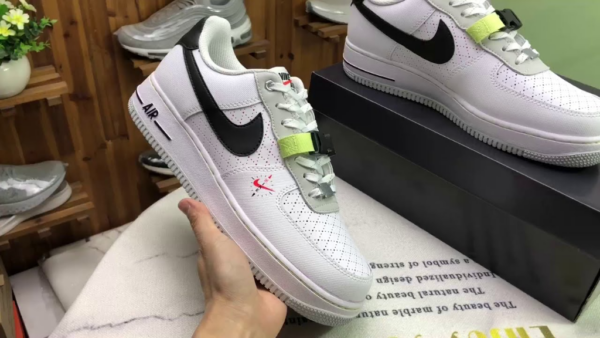Giày Nike Air Force 1 LV8 GS 'Swoosh Compass' DC2532-100 - Ảnh 5