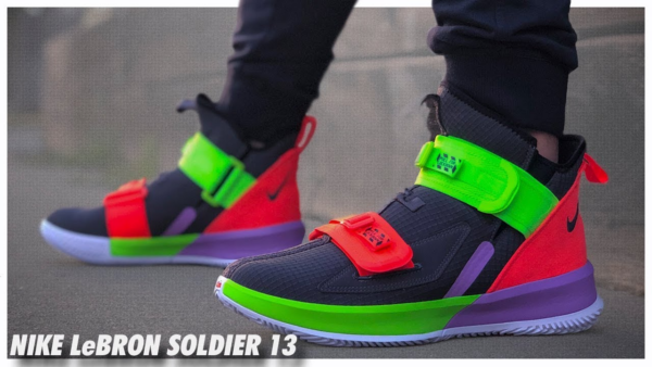Giày Nike LeBron Soldier 13 GS 'Thunder Grey Crimson Green' AR7585-002 - Ảnh 4